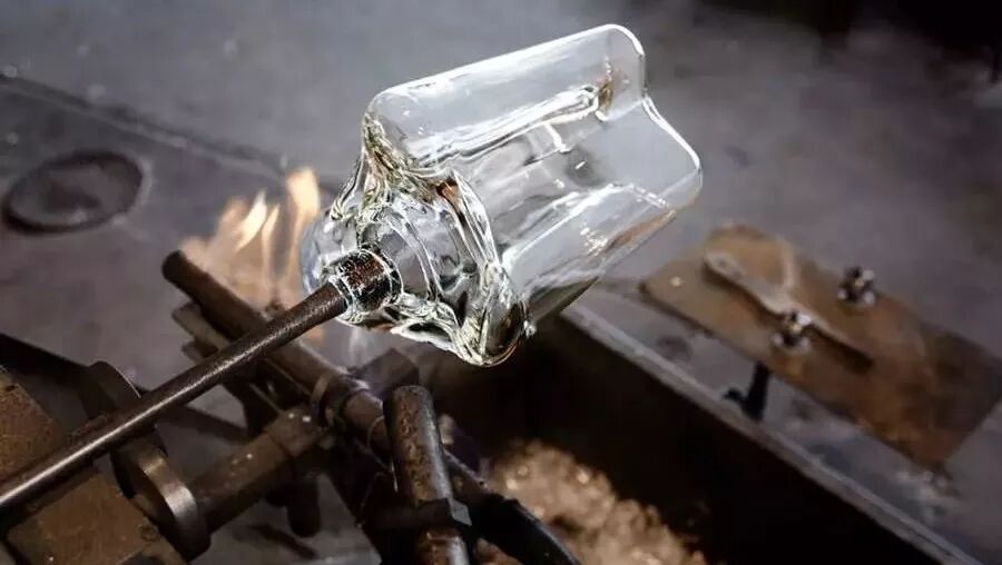 iittala | “我们信奉，不会被抛弃的永恒设计”