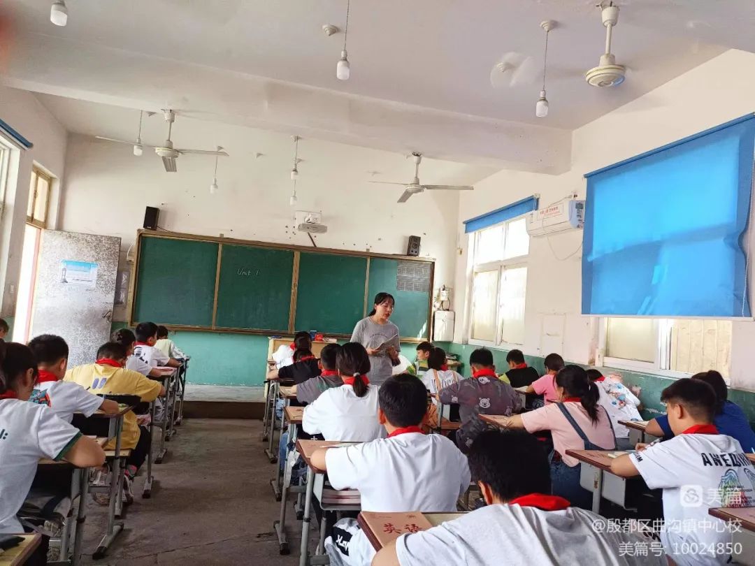 优秀教师观后感300字