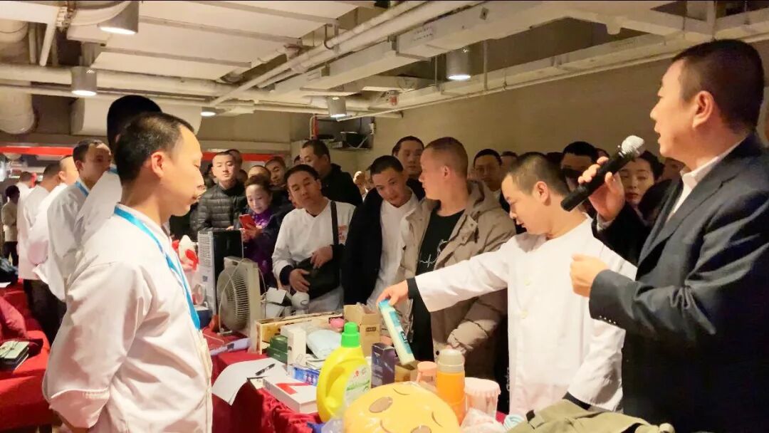 【跳蚤市场】给旧物新生命