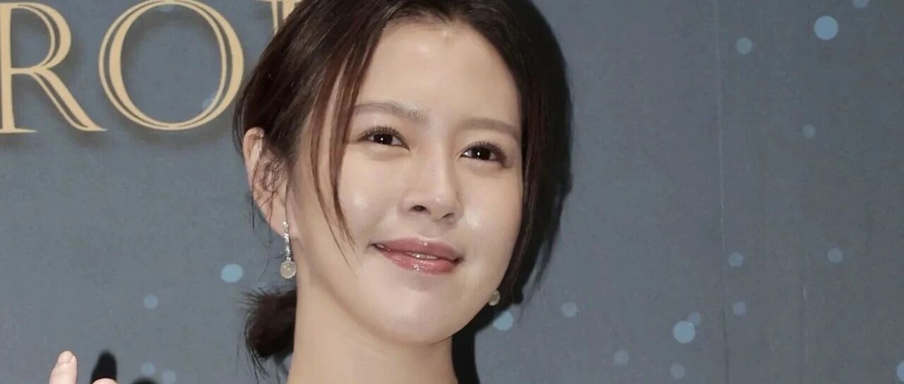 刘品言7个月孕肚举哑铃,全程被老公连晨翔陪护,这一次她的幸福,真的骗不了人?