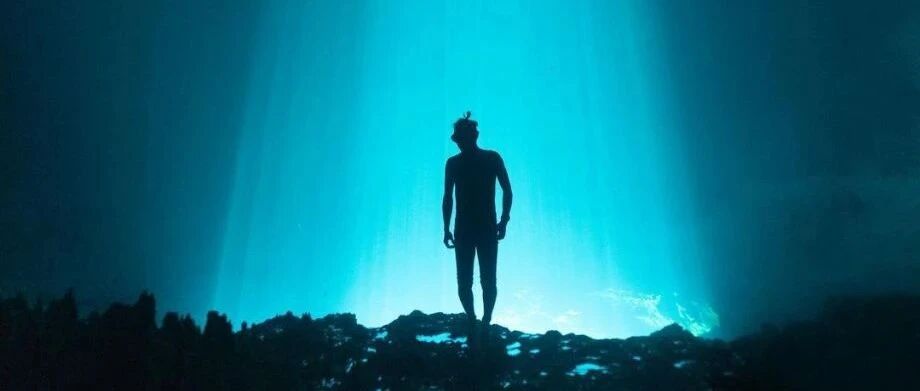 在经历生活的一切沧桑之后，你仍然是个幸福的人