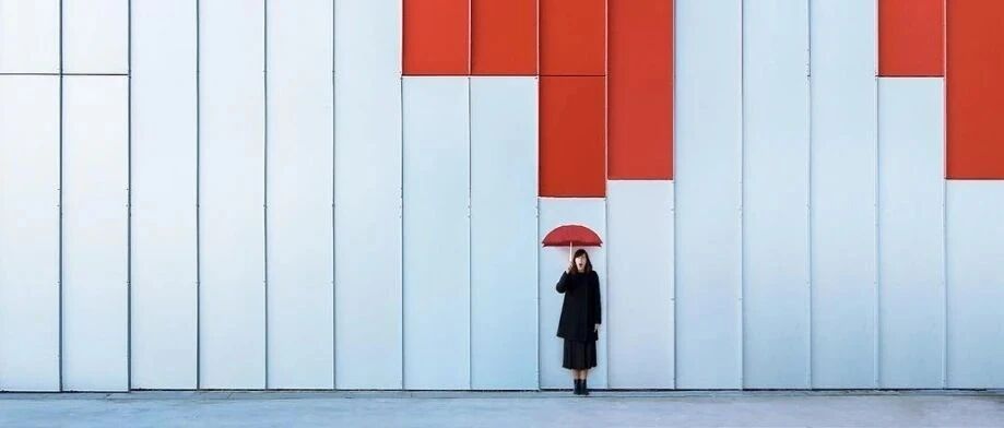 毛姆 | 恋爱时，人们应该控制交往次数