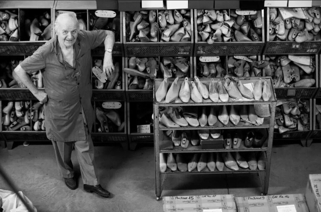 灵活的优雅 博洛尼亚手工鞋传承者enzo Bonafe 周末不谈衣 西装客 微信公众号文章阅读 Wemp