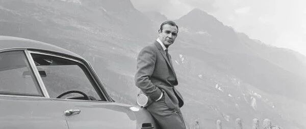 007的秘密武器：西装