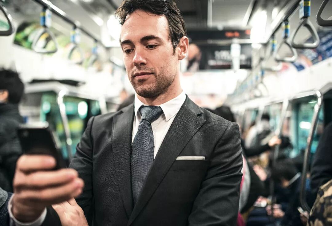 大数据背后，是谁在监视我们的生活？