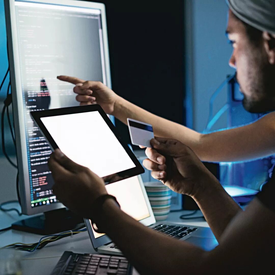 大数据背后，是谁在监视我们的生活？