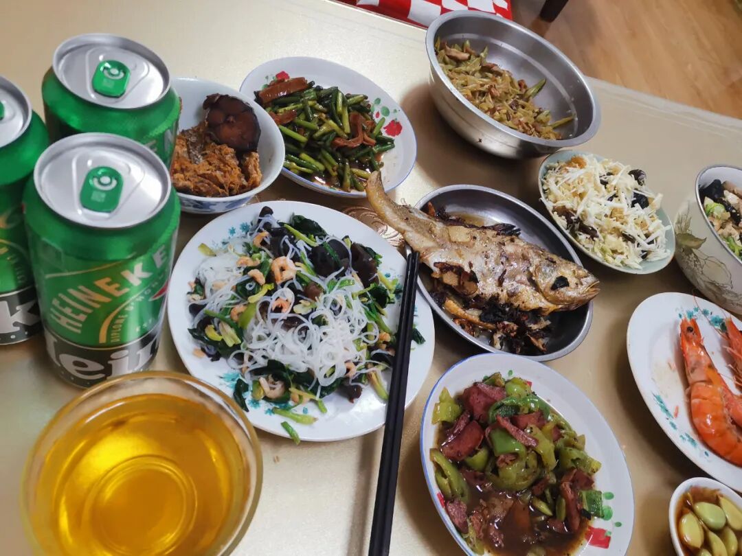 2月囿于厨房昼夜与爱