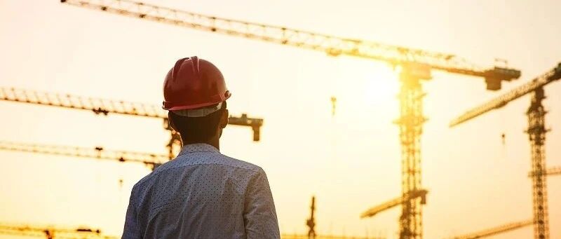 那些回到工地的年轻人