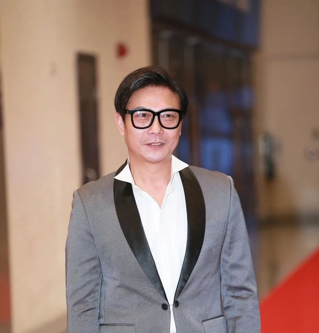 61岁前香港武打影星患病暴瘦