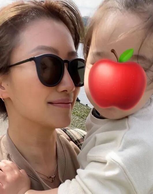 41岁谢霆锋妹妹秘密诞女后近况曝光