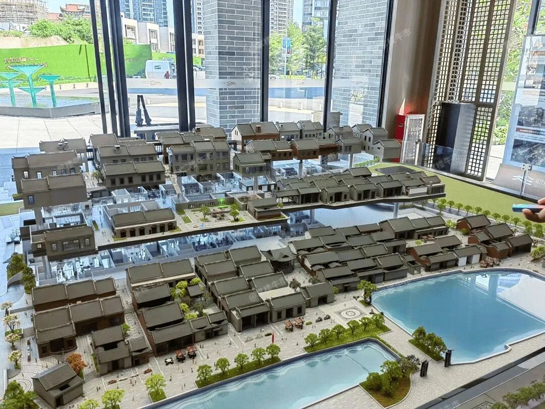 黄埔合生中央城加推169㎡大平层，学校在扩建到72个班？