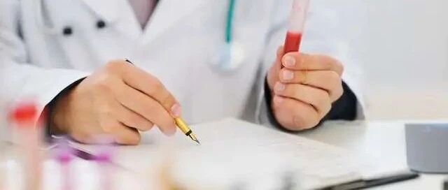 ​尿蛋白、肌酐，血压等关键指标，不能只看参考值