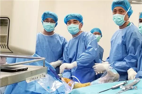 开展高难度Latarjet微创手术