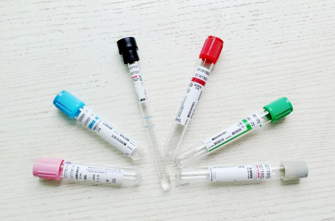 采血管颜色代表什么【二院科普】1、2、3、4、5、6、7......医生，你要把我的血抽光吗？_https://www.jmylbn.com_新闻资讯_第4张