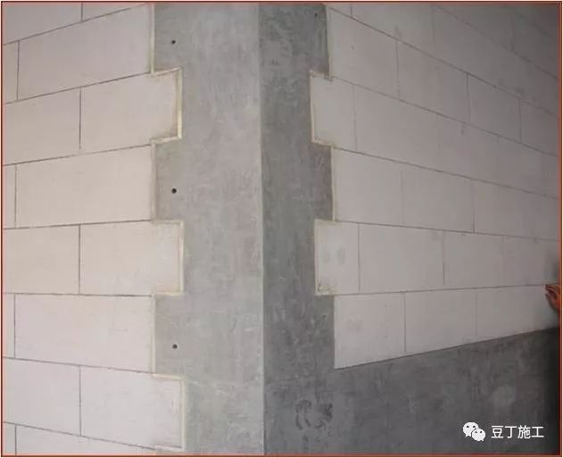 二次结构墙体砌筑质量要求，从材料、工艺到验收！的图14
