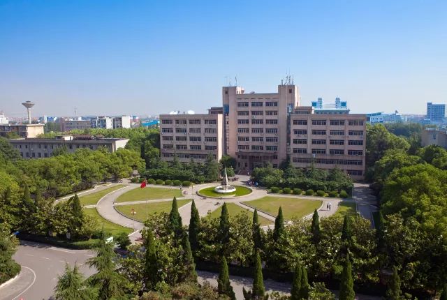 湖南师范大学树达学院学院离市中心远么?_湖南警察学院分数_湖南工学院分数线