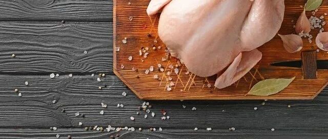 酒肉穿肠过，脂肪腹中留，急食快餐危害不小！