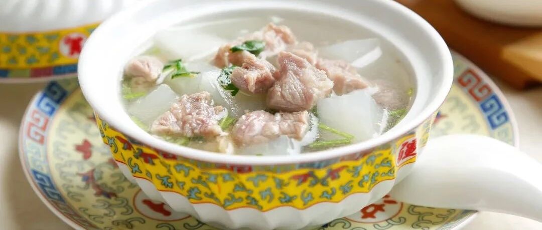 地冻进补，冬吃羊肉赛人参