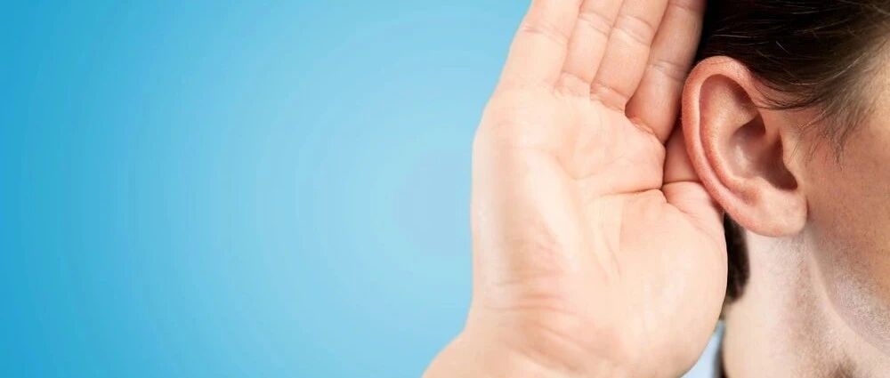 异物入耳莫乱抠！耳内异物的正确处理方法原来是这个样子滴