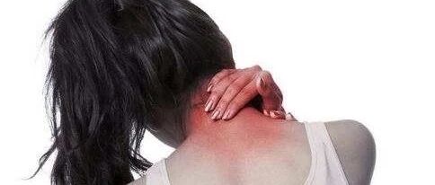 漫画图解 | 为啥颈部会疼痛？