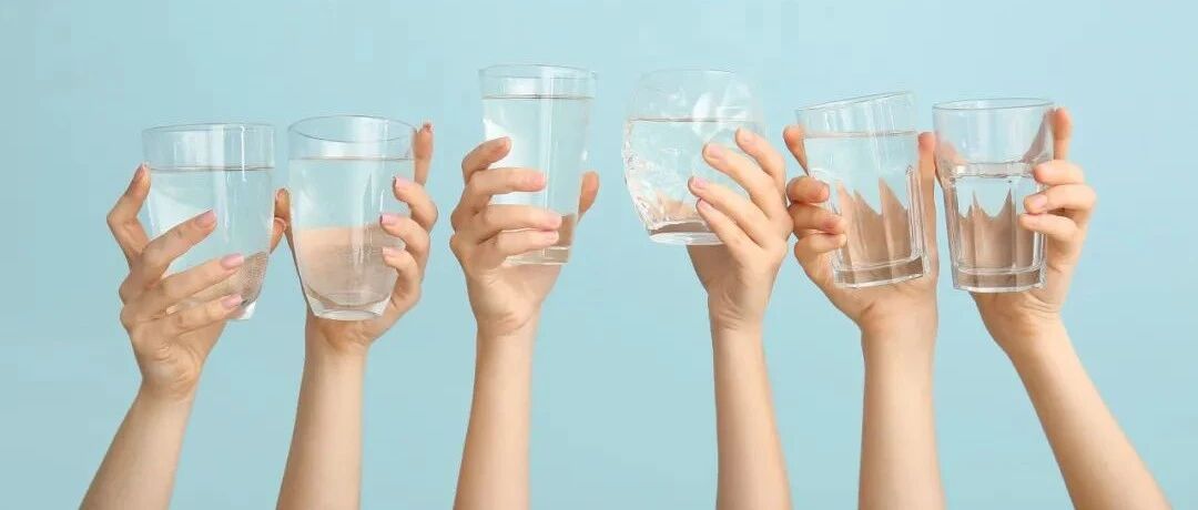 喝水就喝白开水，别的都是忽悠人！专家教您认识水、选对水、喝对水