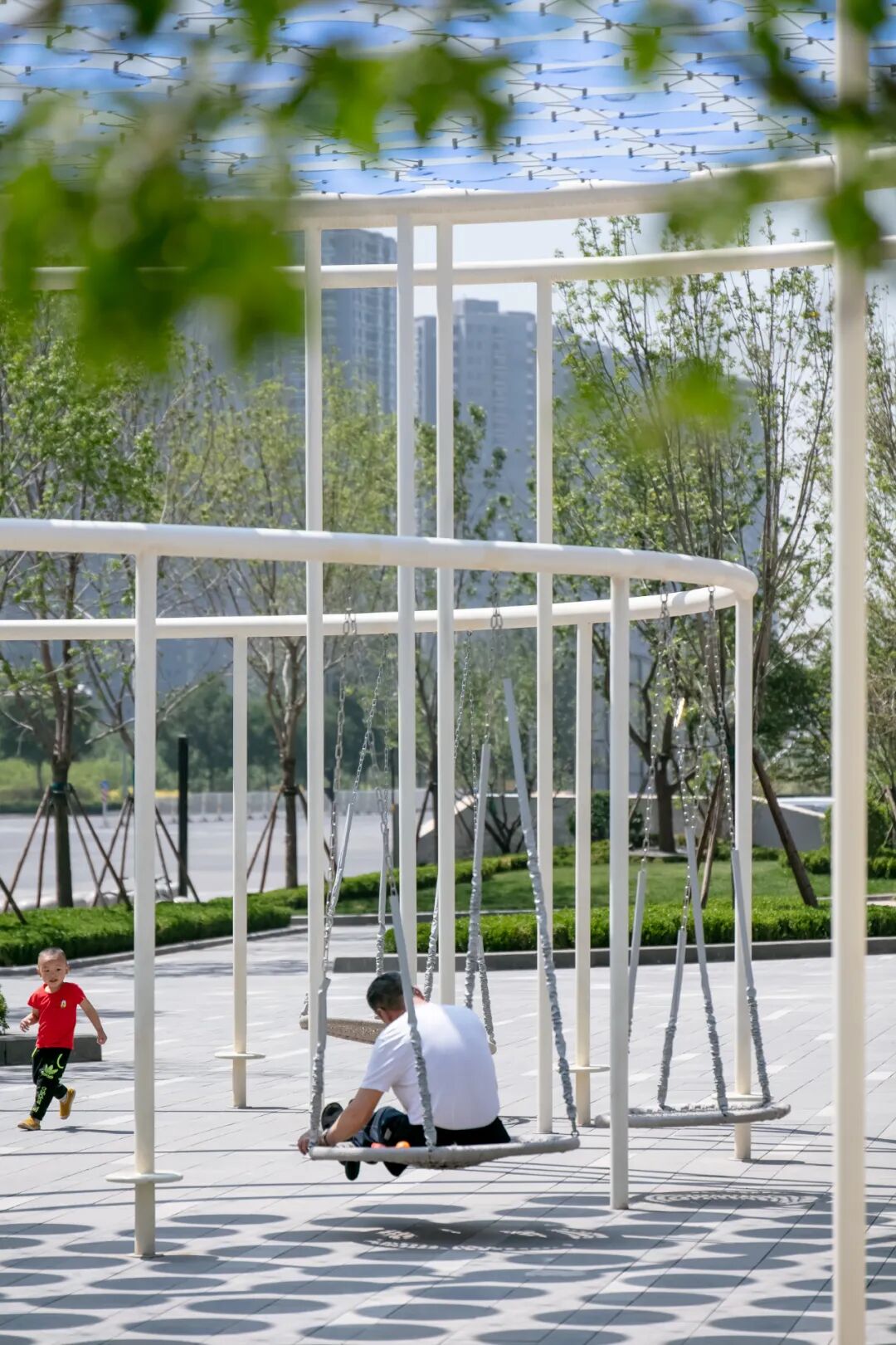 58岁叶童罕见现身 新白娘子传奇 被重提 反串许仙是最大败笔 林青霞 全网搜