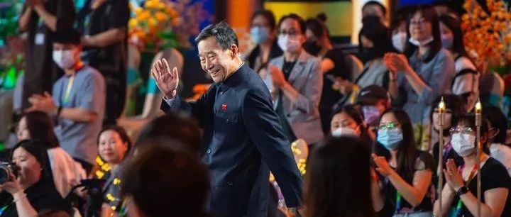 李雪健:让电影更好地为人民服务