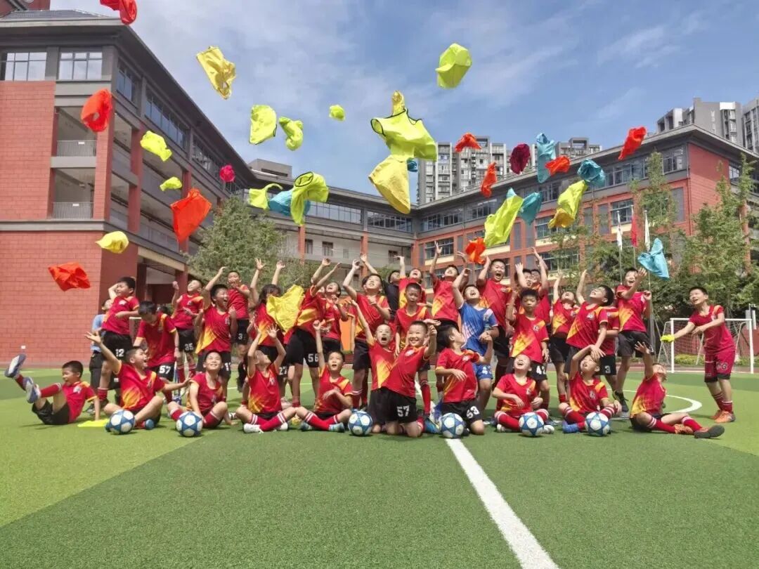 喜报！金牛新增3所全国足球特色校插图2