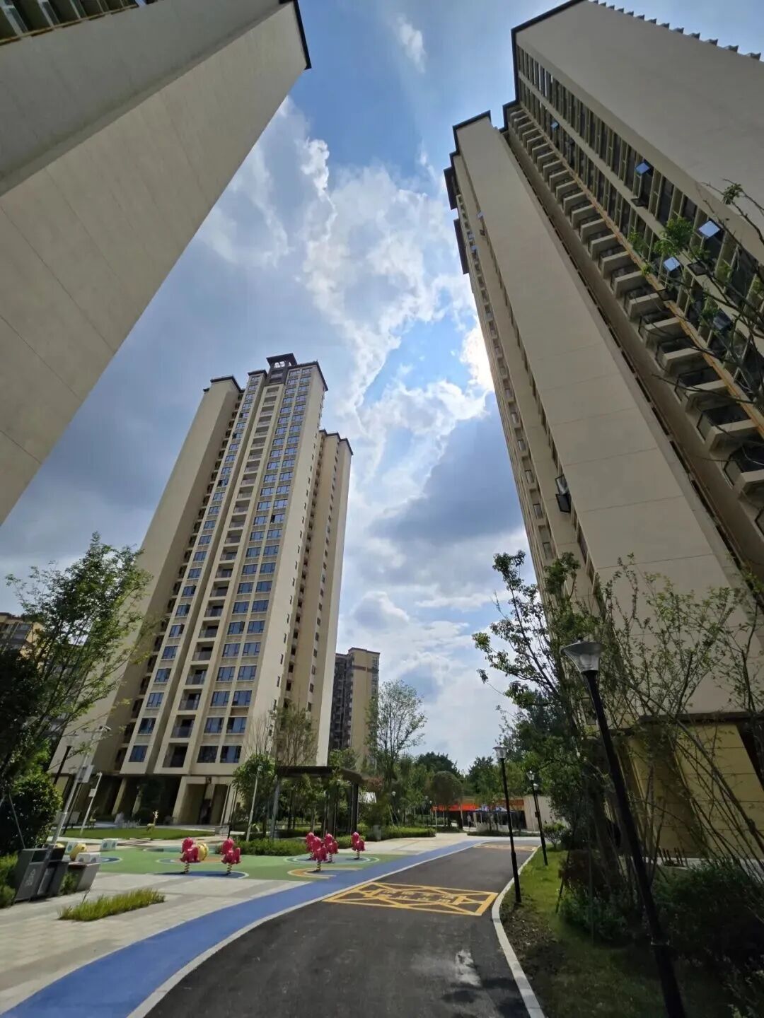 金牛这一安置房项目成功交付插图4