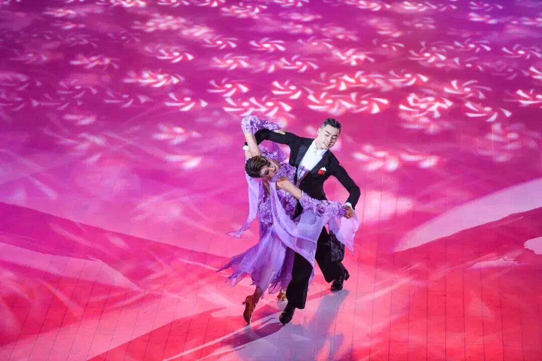 角逐8项赛事！世界体育舞蹈大赛本月金牛起舞插图6