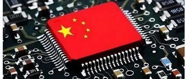 中国芯片企业成2021年最大赢家，高通失去手机芯片老大的地位