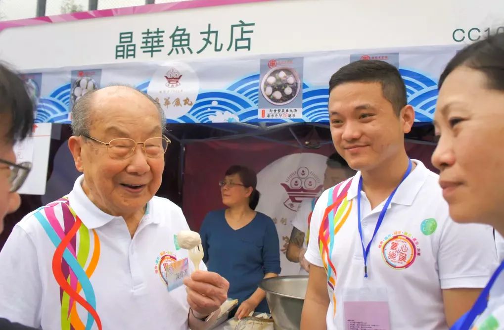 ���գ���ţ���趼���ˣ�