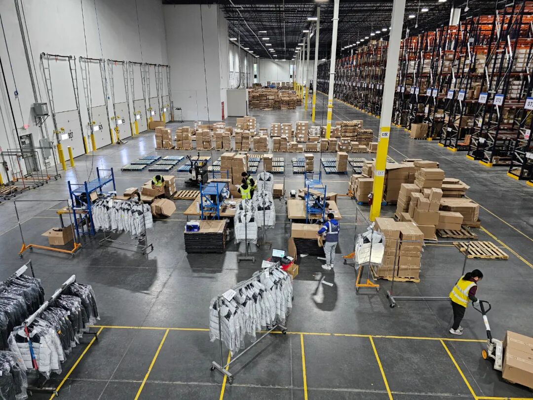 直击旺季现场！海外仓迎来年度大考，包裹跑出「加速度」