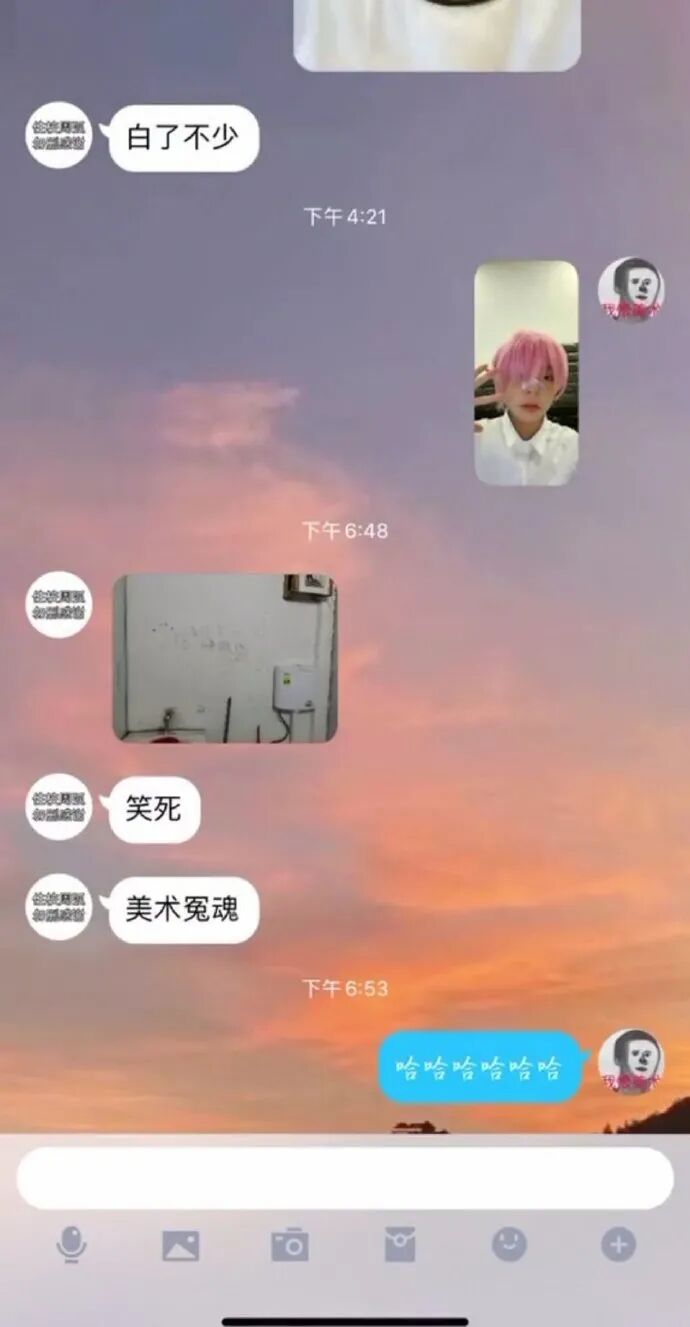 【爆笑】“国庆男友定了一晚10w的主题酒店，打开房门我惊呆了...”太野了！（视频/组图） - 34