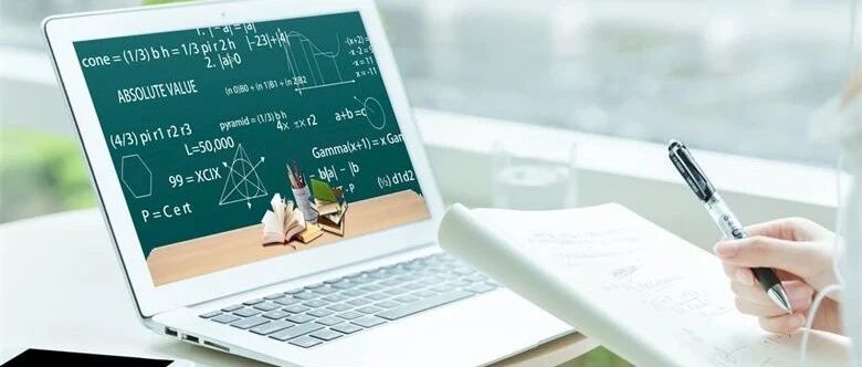 一边是在线教育先“抢”后裁，一边是兼课教师先走一步