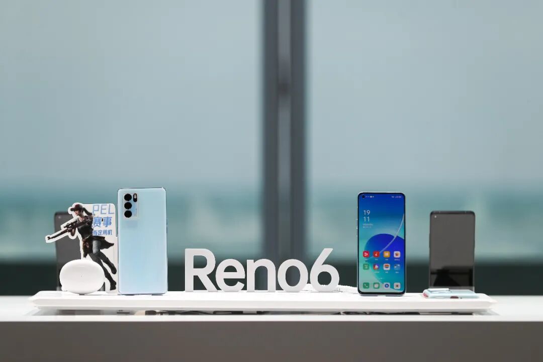 一起玩游戲，手機(jī)與年輕人的新共識-鋒巢網(wǎng)