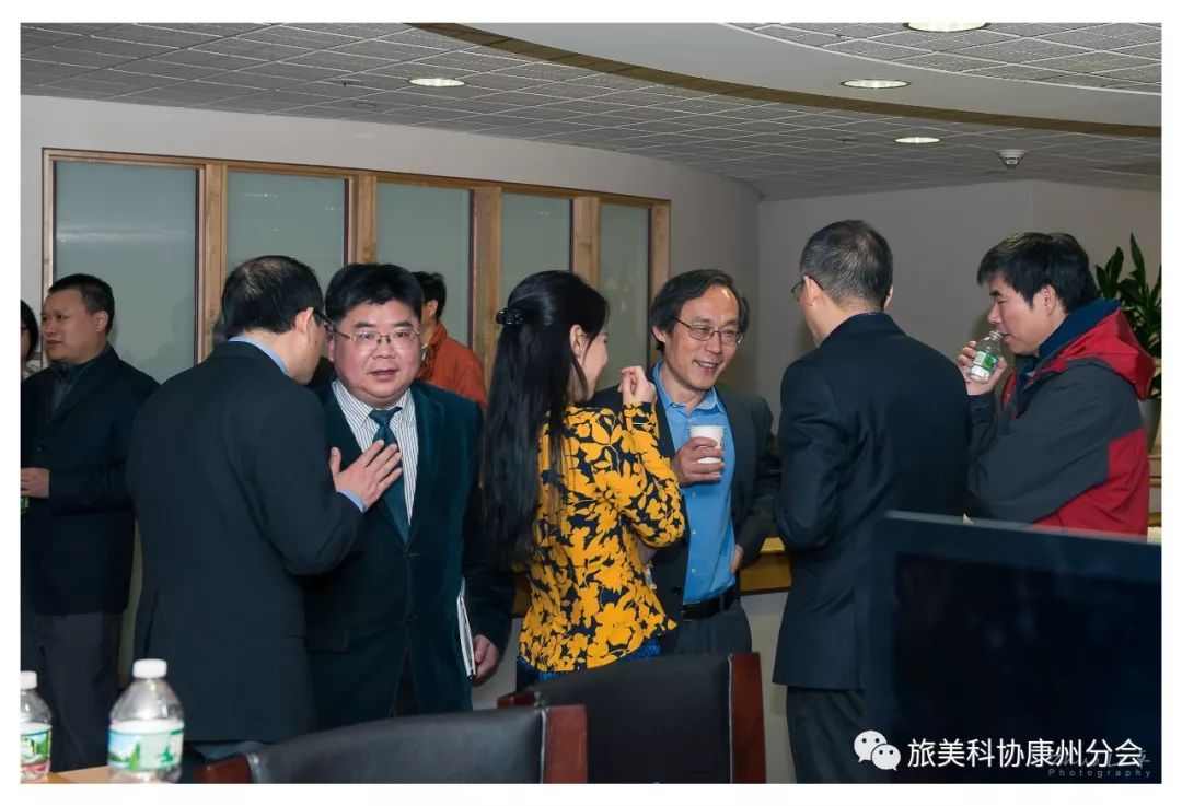 旅美康州科协顾问,微总部科技发展有限公司董事长徐德清博士应邀出席