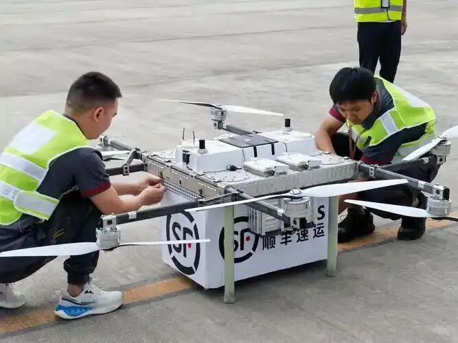 不登记就变”砖”，黑飞要拘留：这事跟每个飞手都有关系