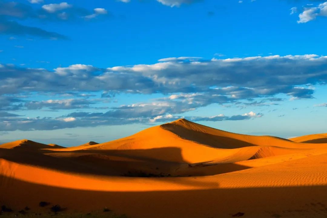 野奢沙漠露營| 穿越騰格裡，用足跡去體驗理想生活 旅遊 第4張