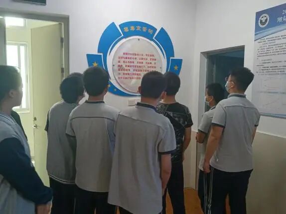 ġι۽            ҵĸԴӰϴƽ̨涾Ʒɷ桢鼮ذȣͬѧֱѧУԶƷԤӣֹ֧ҽжӪõУ԰޶  ͼƬ     ͼƬ ͼƬ     ͼƬ