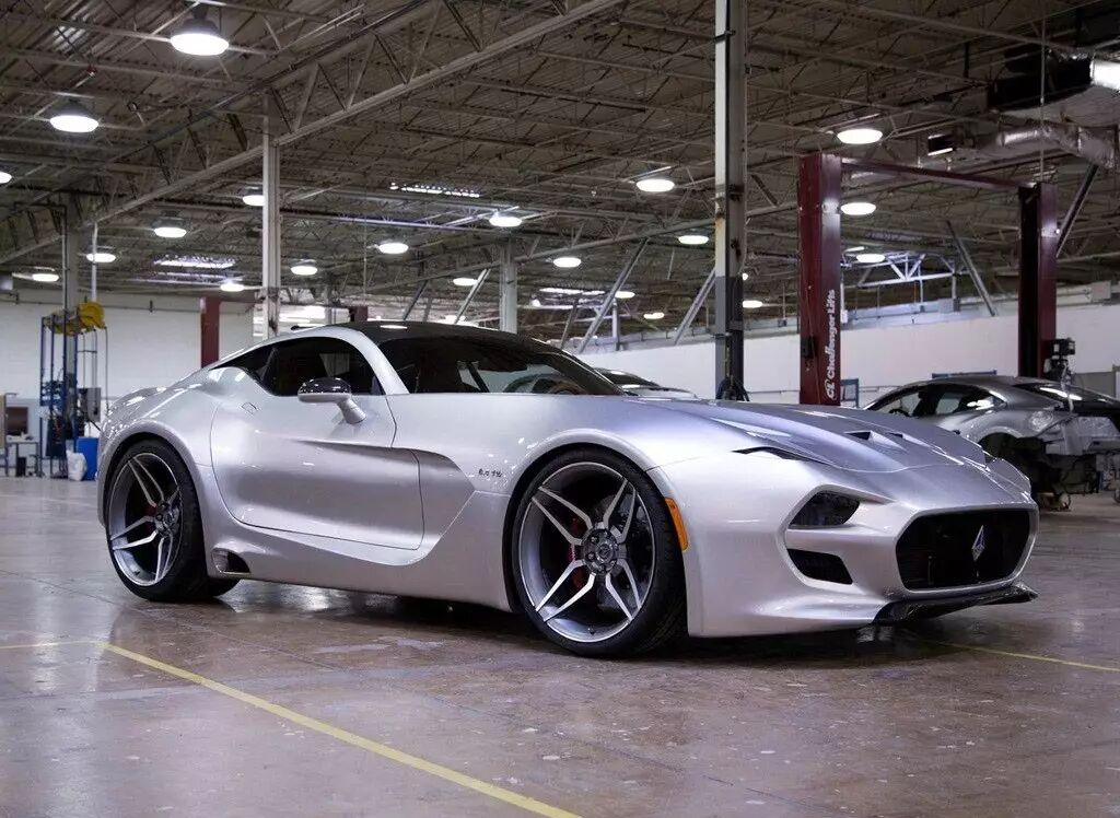 这是一款来自美国的vlf automotive品牌(由通用汽车前