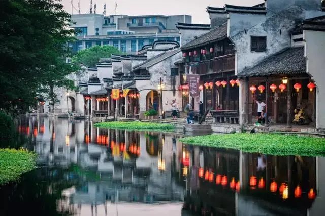 盤點十個中國風情各異的特色古鎮，你都去過幾個？ 旅遊 第9張