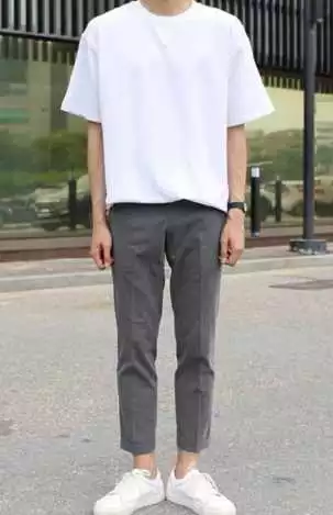 摩福男人展:男生穿衣服怎么搭配颜色比较合适? 摩福男人展:男生穿衣服怎么搭配颜色比较合适?