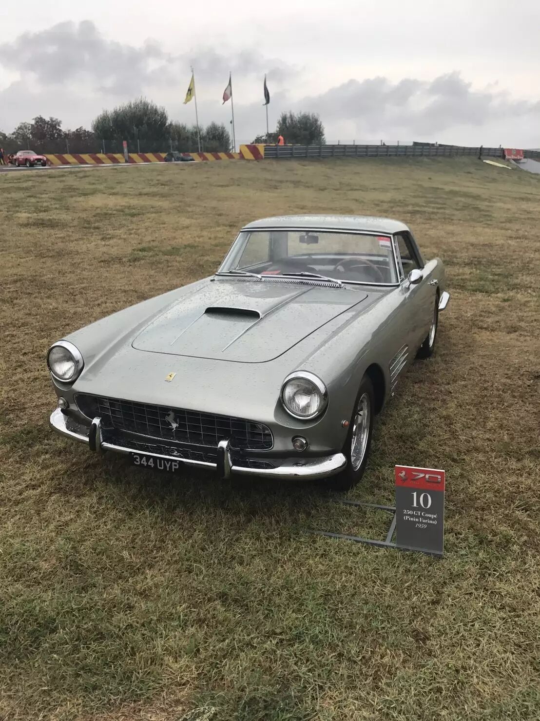 看看土豪們是怎麼幫法拉利慶祝70歲生日的 汽車雜誌live 微文庫