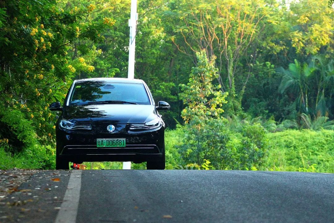 出乎意料的好玩  路試騰勢500 汽車 第14張