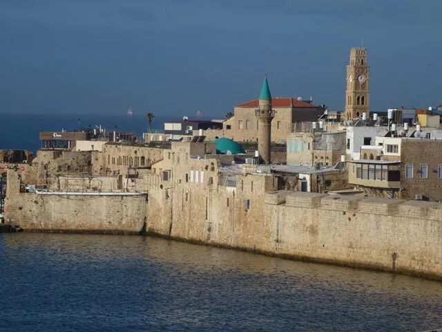 阿卡城的天际线