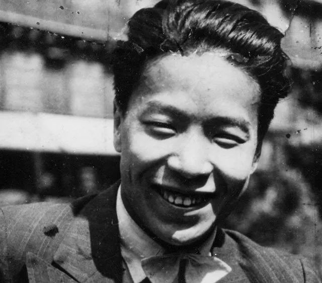 庞薰琹1929年在巴黎时的照片。 图片来源:艺术中国