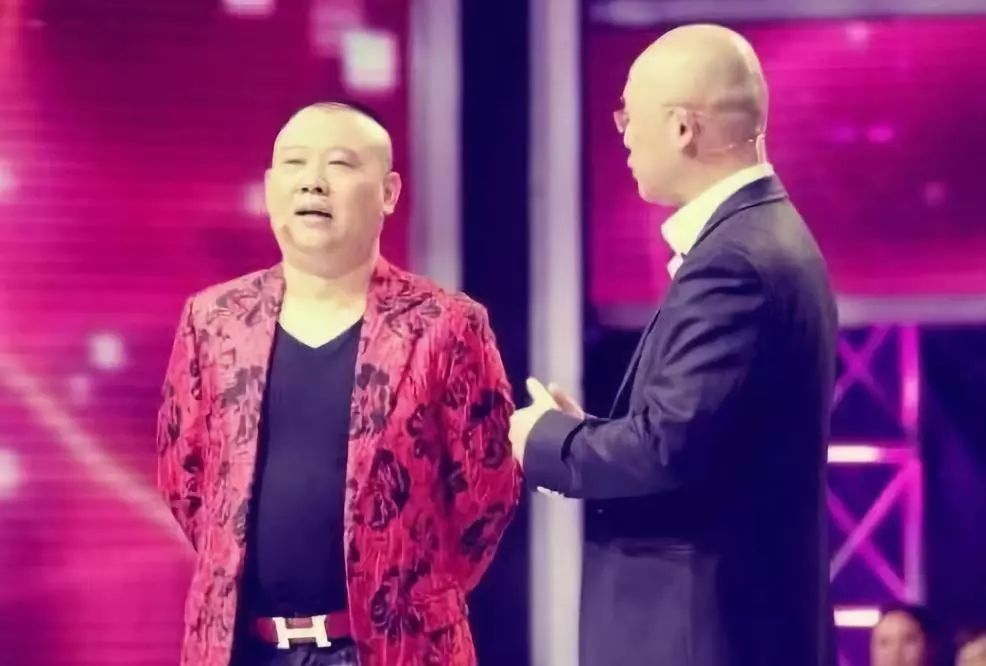 腰间的醒目“H”往往被网友看作炫富,无数名人中枪