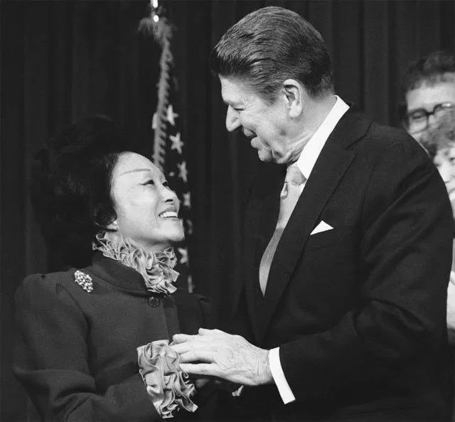 陈香梅与美国前总统里根