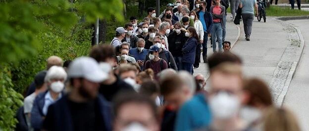 德国警告民众新冠确诊病例正急速上升, 冬季不容乐观